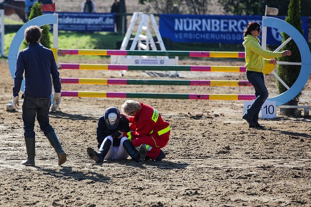 spinal-ligament-injury-chiropractor-640x480-83177787.jpeg