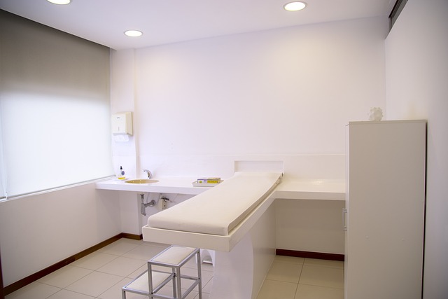 chiropractic-treatment-640x480-90586974.jpeg
