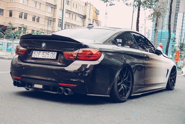 rear-end-car-collision-640x480-55514818.jpeg